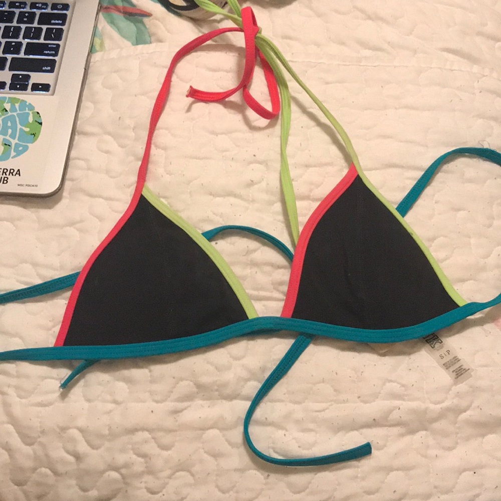 pink swim top